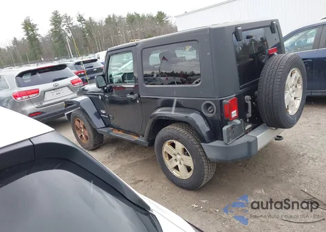 2008 Jeep Wrangler Sahara z USA, uszkodzony, nr VIN 1J4FA54188L610465